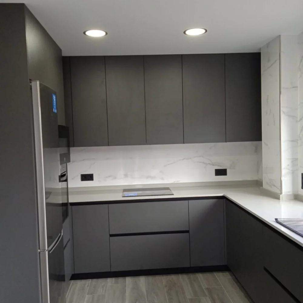 Cómo diseñar una cocina pequeña para aprovechar cada centímetro
